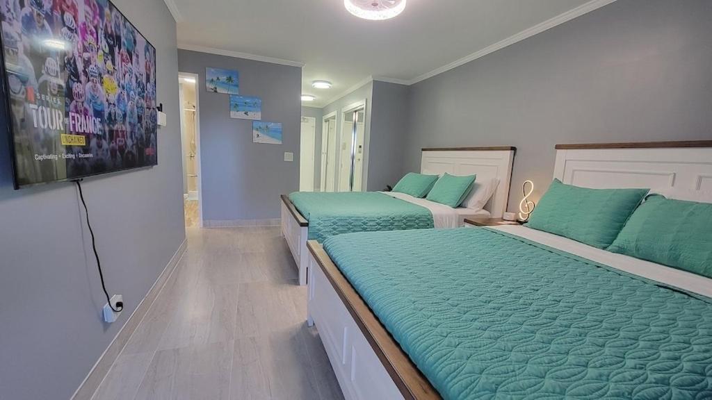 Waikiki Condo 2 Bedrooms 2 Bathrooms With 1 Free Parking Space هونولولو المظهر الخارجي الصورة