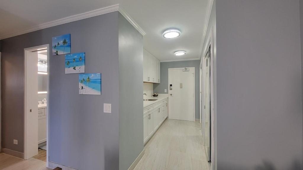 Waikiki Condo 2 Bedrooms 2 Bathrooms With 1 Free Parking Space هونولولو المظهر الخارجي الصورة